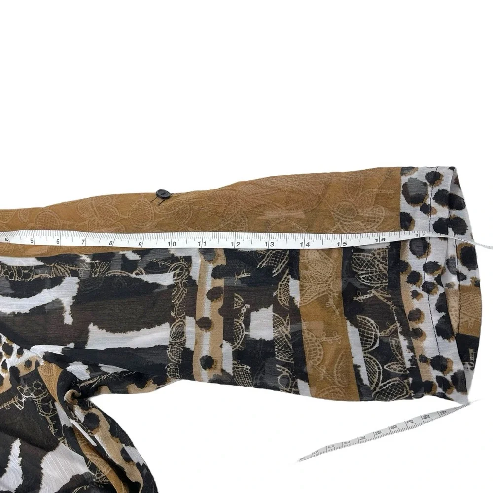 Chicos 1 M Brown Animal Print Button Down Roll Tab Sleeve Safari Mob Wife Blouse - Picture 10 of 10